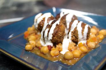 Lamb meatballs with tahini yogurt