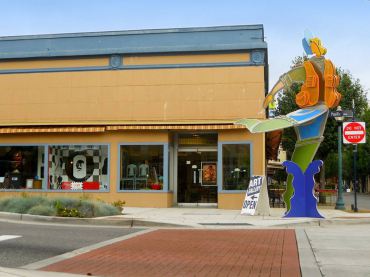 Bremerton's Fish Catching Fisherman Statue