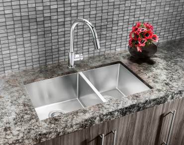 Blanco Quartrus double bowl sink in stainless steel