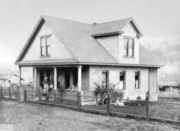 Skansie Brothers home (Photo courtesy Harbor History Museum)