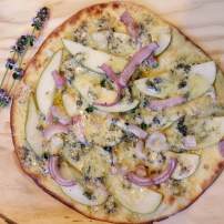 Pear, Stilton cheese, and red onion pizza (after baking).