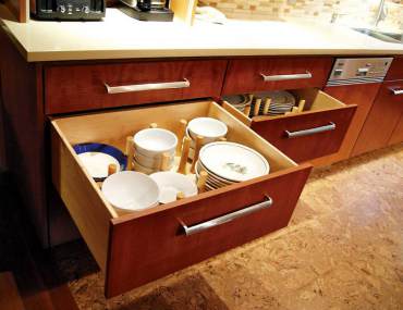 Simple Tips for Organizing Your Kitchen