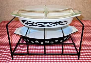 Pyrex Dishes