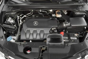 The sole RDX engine is a smooth 273-hp 3.5-liter V-6.