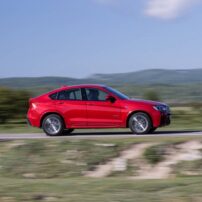 The 2015 BMW X4 has a unique profile; part SUV and part sedan.