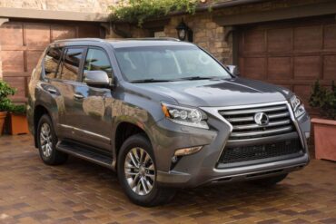 The Lexus GX460 is unchanged for 2015. It's a full-size, very rugged SUV.