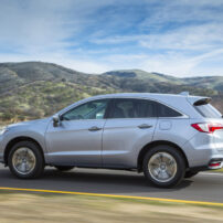 2016 Acura RDX is updated. The rear window profile resembles other Acura/Honda sport utility vehicles.