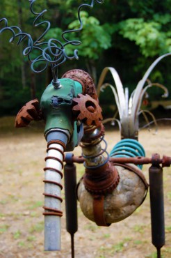 Jeff Yeager Yard Art