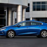 The 2017 Chevy Volt is externally identical to the sharp 2016 model.