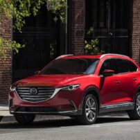 The 2016 Mazda CX-9 is stylish, roomy, and safe.