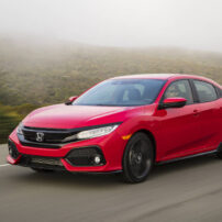 2017_Honda_Civic_Hatchback_02.jpg