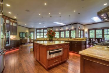 An expansive kitchen with all the “I wants.”