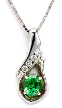 Green garnet pendant