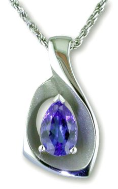 Tanzanite pendant