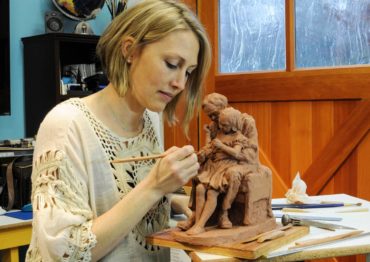 Internationally Known Sculptor Mardie Rees