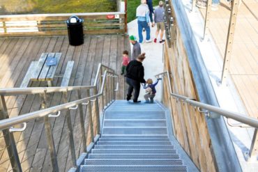 Rainier cable-railing by AGS Stainless at Jerisich Dock, Gig Harbor