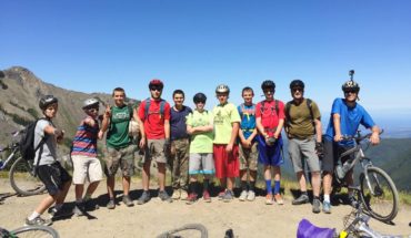 The troop at Hurricane Ridge in the Olympic Mountains.