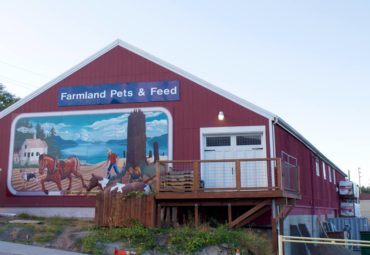 Farmland Pets & Feed, Silverdale