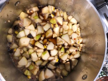 pear chutney