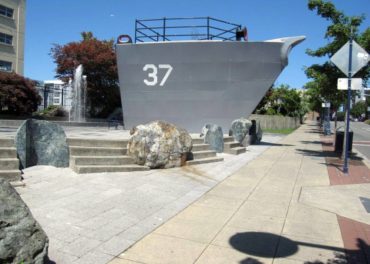 Puget Sound Naval Shipyard Memorial Plaza