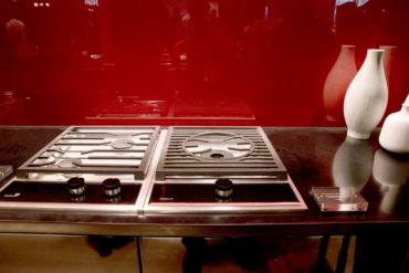 Domino dual gas and single wok burner (Photo courtesy A Kitchen That Works, LLC)