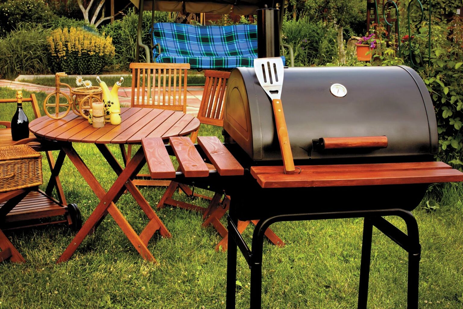 How to a Barbecue Master Featured, The Home July