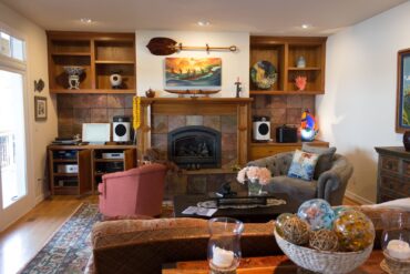 Beautiful living room with an equally beautiful Nuts About Hi-Fi music system