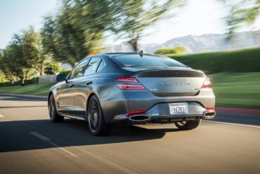 2022 Genesis G70