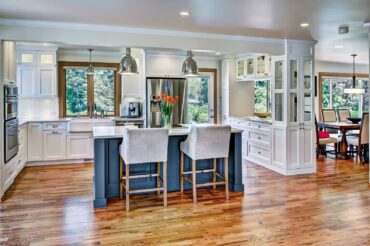 Creekside Cabinet & Design