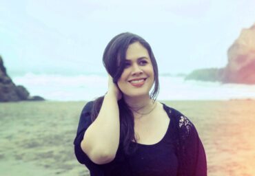 Tacoma-based artist Tara Anne Chugh will perform classics from Frank Sinatra to John Legend with a soulful twist.