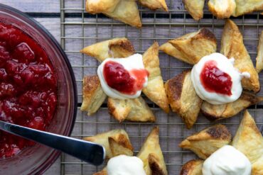 ricotta puff pastries with strawberry compote