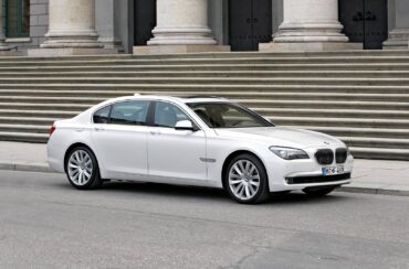 2023 BMW 760i