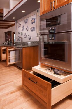 Incredible Kitchens Winter-Spring 2024