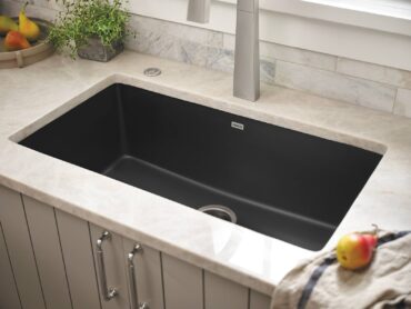 Moen granite series single-bowl sink in black