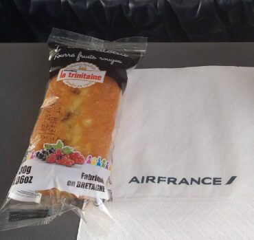 On a Lyon-Marseille (France) flight as an in-flight snack (Photography courtesy Sebleouf/Wikimedia Commons)