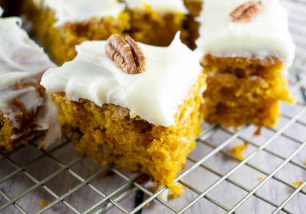 spiced pumpkin bars