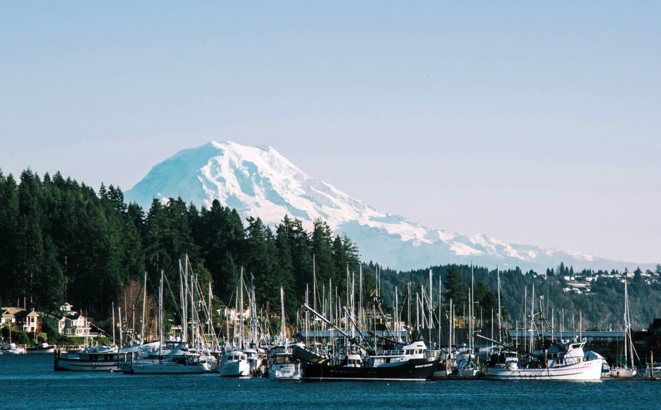 (Photo courtesy Abigail Lynn via Unspash)